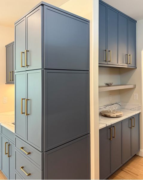 Showplace Cabinetry Blue Shaker Style Kitchen 01